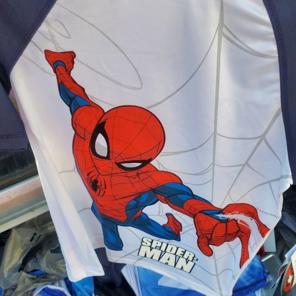 Spiderman  Mario spongebob Tom n Jerry mockey n friends t shirt all mediums